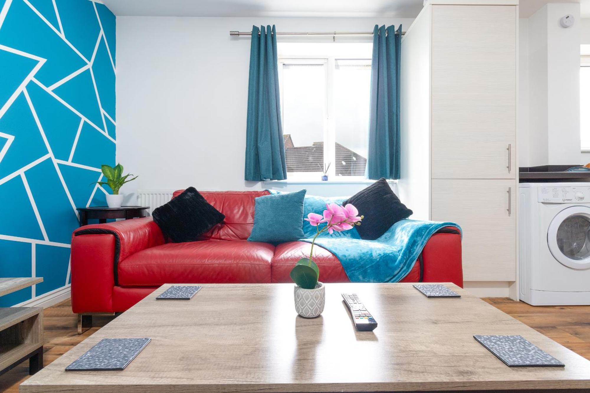 2-Br Executive En-Suite Apartment By Mbiz Coventry Bagian luar foto